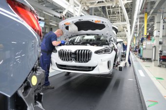 BMW-News-Blog: Serienproduktion des neuen BMW 2er Active Tourer i - BMW-Syndikat