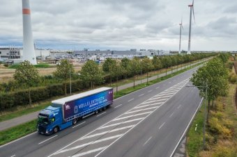 BMW-News-Blog: Emissionsreduziertes Fahren: E-LKW transportieren - BMW-Syndikat