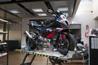 BMW-News-Blog: BMW Motorrad enthllt die exklusive BMW M RR WSBK CHAMPION EDITION 2024