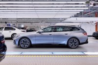 BMW-News-Blog: Die Evolution des BMW 5er Touring (G61): Vielseitigkeit trifft auf Innovation