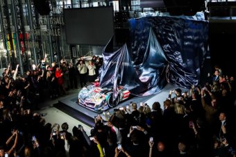 BMW-News-Blog: Weltpremiere von Julie Mehretu im Pariser Centre P - BMW-Syndikat