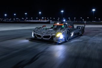 BMW-News-Blog: BMW M Hybrid V8: Update mit neuen Track Lights bes - BMW-Syndikat