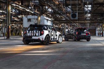 BMW-News-Blog: MINI John Cooper Works x Deus Ex Machina: Kreativitt trifft Rennsportleidenschaft