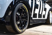 BMW-News-Blog: MINI John Cooper Works x Deus Ex Machina: Kreativitt trifft Rennsportleidenschaft