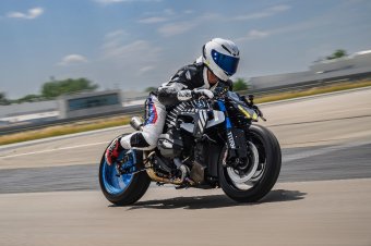BMW-News-Blog: BMW R 1300 R TITAN - kompromissloses Custom Bike - BMW-Syndikat