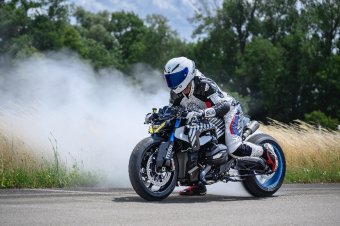 BMW-News-Blog: BMW R 1300 R TITAN - kompromissloses Custom Bike - BMW-Syndikat