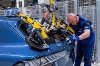 BMW-News-Blog: BMW er�ffnet neues Werk in Debrecen: Startschuss f�r die Neue Klasse mit dem iX3
