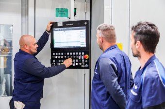 BMW-News-Blog: BMW erffnet neues Werk in Debrecen: Startschuss f - BMW-Syndikat