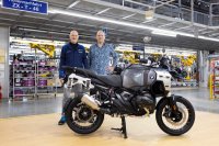 BMW-News-Blog: BMW Werk Berlin knackt 4 Millionen Motorräder: Meilenstein aus Spandau BMW-News-Blog: BMW Werk Berlin knackt 4 Millionen Motorräder: Meilenstein aus Spandau