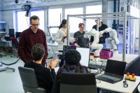 BMW-News-Blog: BMW setzt humanoide Roboter in Leipzig ein: Physical AI startet in der Produktion BMW-News-Blog: BMW setzt humanoide Roboter in Leipzig ein: Physical AI startet in der Produktion