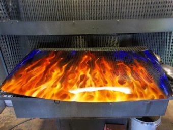 BMW-News-Blog: Airbrush-Flammen lackieren mit Airbrush-Farben: Tr - BMW-Syndikat