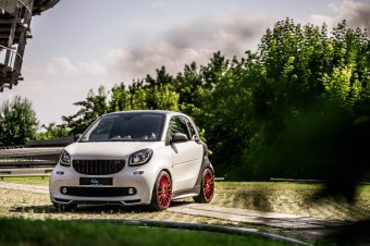 BMW-News-Blog: JMS Smart Fortwo 453: OZ-Felgen, KW-Fahrwerk und Fox-Auspuff