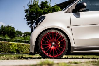 BMW-News-Blog: JMS Smart Fortwo 453: OZ-Felgen, KW-Fahrwerk und Fox-Auspuff