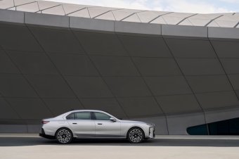 BMW-News-Blog: BMW 7er G70 LCI 2026: Neue 7er Limousine mit i7, Panoramic iDrive, mehr Reichweite & Neuer Klasse
