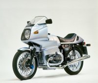 BMW-News-Blog: 50 Jahre BMW RS: R 1300 RS, R 100 RS und die Geschichte der BMW Motorrad Sporttourer