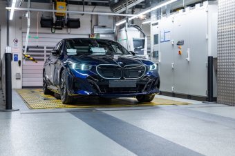 BMW-News-Blog: BMW produziert 2 Millionen Elektroautos: Dingolfing, i5 und E-Offensive 2026
