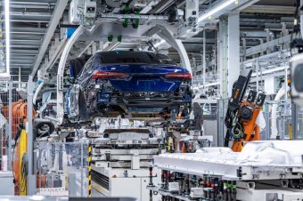 BMW-News-Blog: BMW produziert 2 Millionen Elektroautos: Dingolfing, i5 und E-Offensive 2026