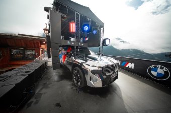 BMW-News-Blog: BMW XM Label Soundmachine: 748-PS-DJ-B�hne mit Car - BMW-Syndikat
