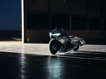 BMW-News-Blog: BMW Motorrad Vision K18: Sechszylinder-Luxus am Comer See