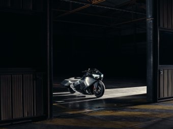 BMW-News-Blog: BMW Motorrad Vision K18: Sechszylinder-Luxus am Comer See