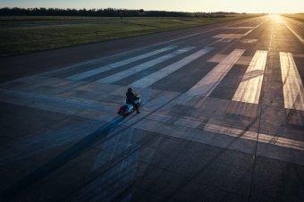 BMW-News-Blog: BMW Motorrad Vision K18: Sechszylinder-Luxus am Comer See