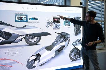 BMW-News-Blog: BMW Motorrad Vision K18: Sechszylinder-Luxus am Comer See