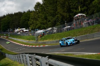 BMW-News-Blog: BMW M Motorsport: Sieben Klassensiege am N�rburgri - BMW-Syndikat