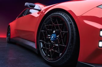 BMW-News-Blog: BMW M Concept Neue Klasse: Elektro-M3 mit 4 Motore - BMW-Syndikat