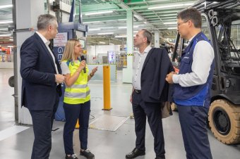 BMW-News-Blog: BMW Werk Regensburg: Wasserstoff-Logistik startet - BMW-Syndikat
