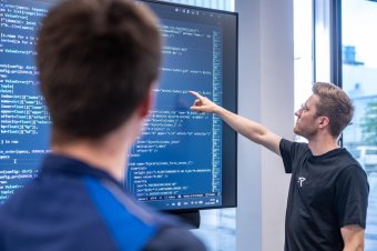 BMW-News-Blog: BMW Physical AI: Werk Landshut entwickelt Software f�r humanoide Roboter