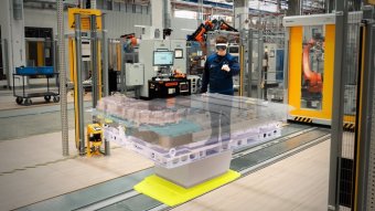 BMW-News-Blog: BMW iX5: 144-kWh-Gen6-Batterie aus dem neuen Werk Woodruff