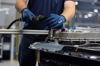 BMW-News-Blog: BMW iX5: 144-kWh-Gen6-Batterie aus dem neuen Werk Woodruff