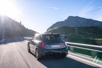 BMW-News-Blog: MINI John Cooper Works: Original JCW Zubeh�r f�r noch mehr Motorsport-Look