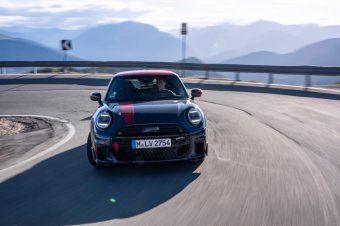 BMW-News-Blog: MINI John Cooper Works: Original JCW Zubeh�r f�r noch mehr Motorsport-Look