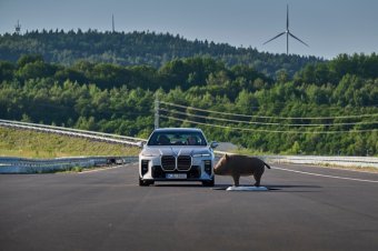 BMW-News-Blog: BMW Neue Klasse: Neue Sicherheitsfunktionen verhindern Dooring-Unf�lle und greifen aktiv ein