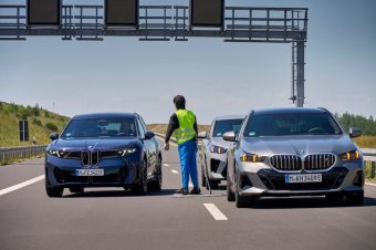 BMW-News-Blog: BMW Neue Klasse: Neue Sicherheitsfunktionen verhindern Dooring-Unf�lle und greifen aktiv ein
