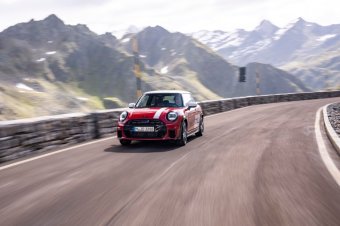 BMW-News-Blog: MINI 1965 Victory Edition: Rallye-Sondermodell mit Startnummer 52 als Cooper S und JCW