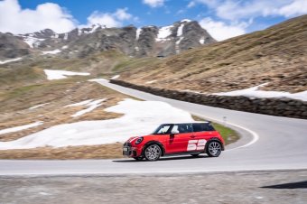 BMW-News-Blog: MINI 1965 Victory Edition: Rallye-Sondermodell mit Startnummer 52 als Cooper S und JCW