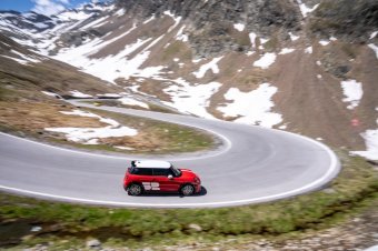 BMW-News-Blog: MINI 1965 Victory Edition: Rallye-Sondermodell mit Startnummer 52 als Cooper S und JCW