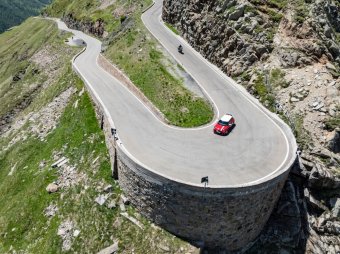 BMW-News-Blog: MINI 1965 Victory Edition: Rallye-Sondermodell mit Startnummer 52 als Cooper S und JCW