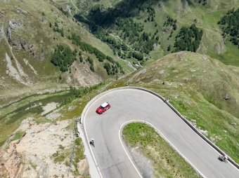 BMW-News-Blog: MINI 1965 Victory Edition: Rallye-Sondermodell mit Startnummer 52 als Cooper S und JCW